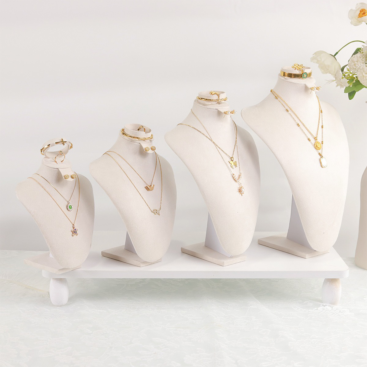 Body Jewelry Display Case - Body Velvet Jewelry Display Busts Humanoid